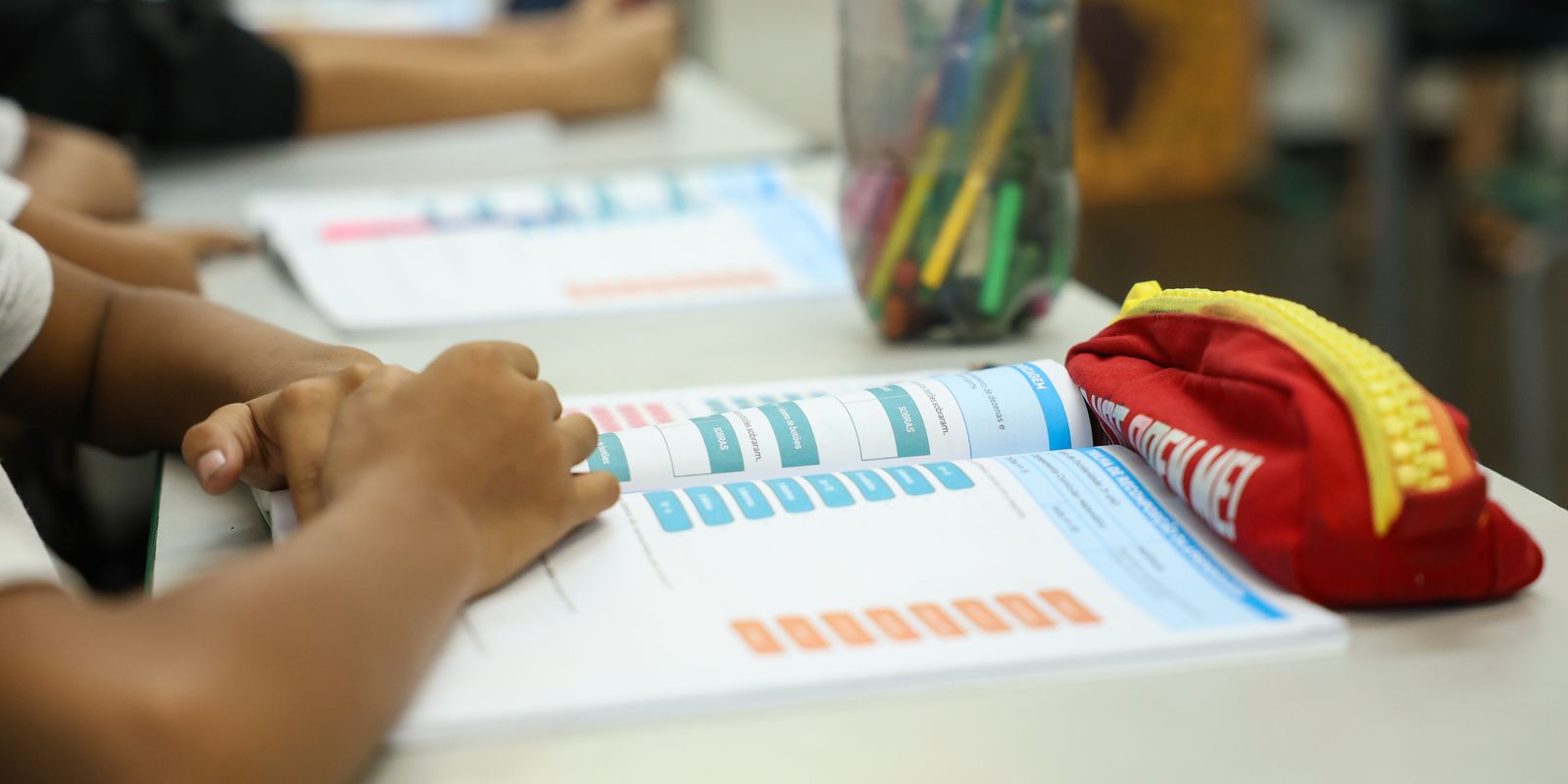 Para especialistas, alfabetização na idade correta é marco para o país